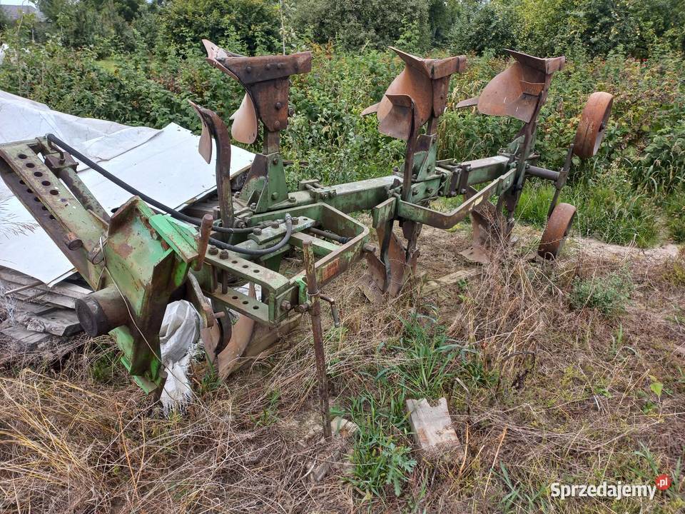 Pługi obrotowe 3 skibowe nieuszkodzony Izdebno-Kolonia