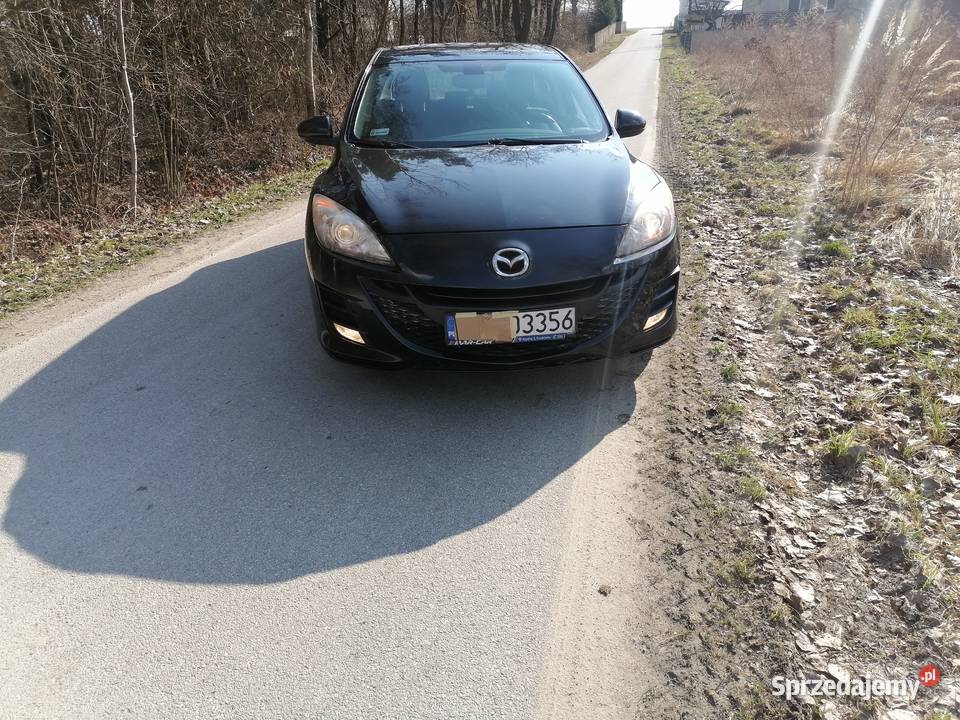 Mazda 3 z 2010r sil 16d czarny met Jędrzejów