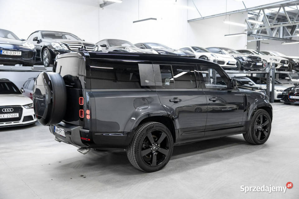 Land Rover Defender 130 50 V8 500 8osobowy automatyczna Węgrzce