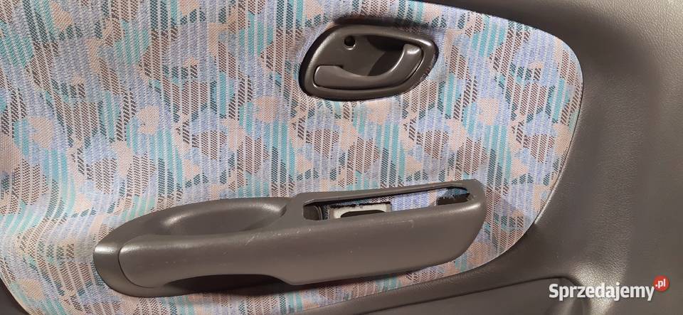 BOCZEK DRZWI LEWY PRZÓD SUZUKI BALENO SEDAN tapicerki samochodowe Wyposażenie wnętrza dolnośląskie Mielęcin