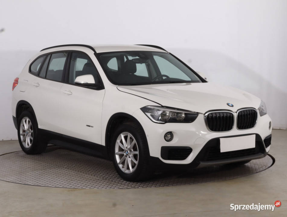 BMW X1 sDrive18i nieuszkodzony mazowieckie Piaseczno