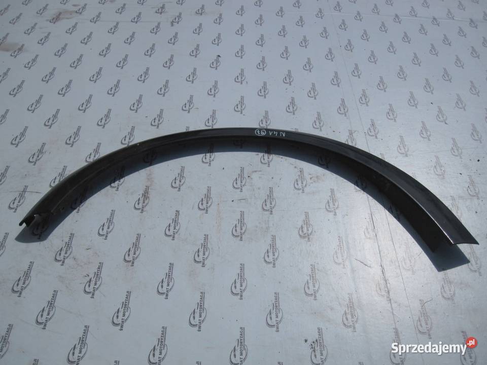 VOLVO C30 RDESIGN 07r listwa błotnika lewa przód Kielce