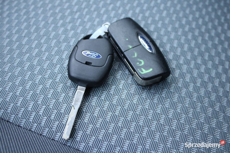 FORD FOKUS KOMBI 20 BENZYNA 2006r nieuszkodzony Margonin sprzedam