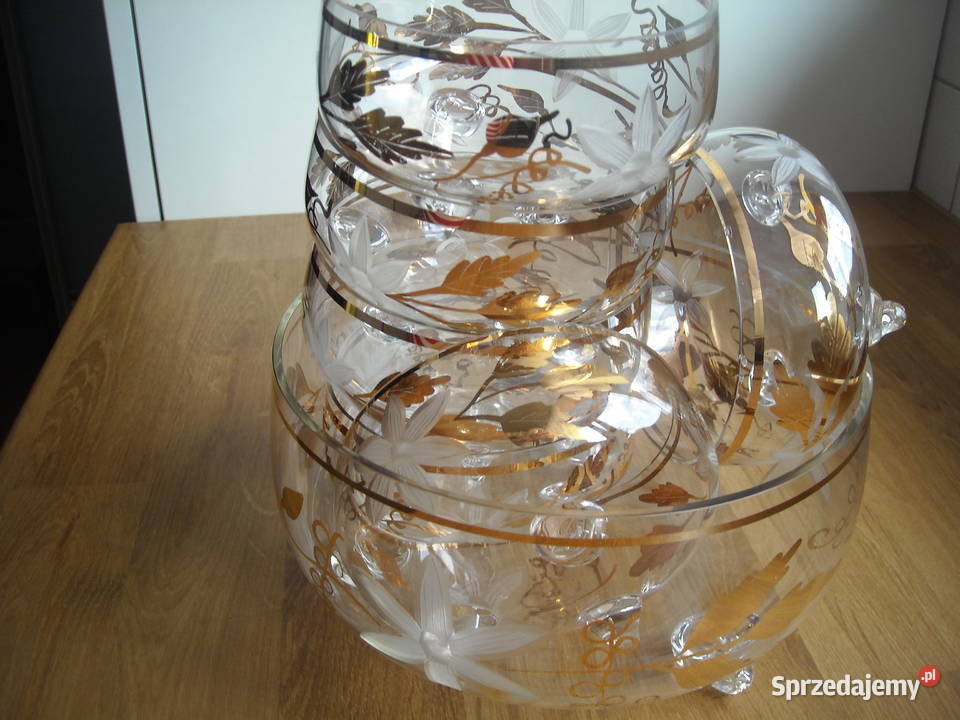 Komplet salaterek Porcelana i szkło sprzedam