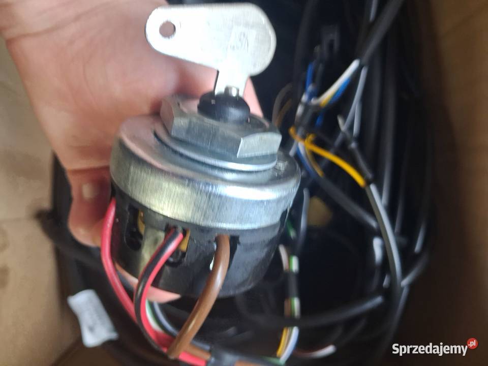 Nowa instalacja elektryczna Bizon Z050Z056