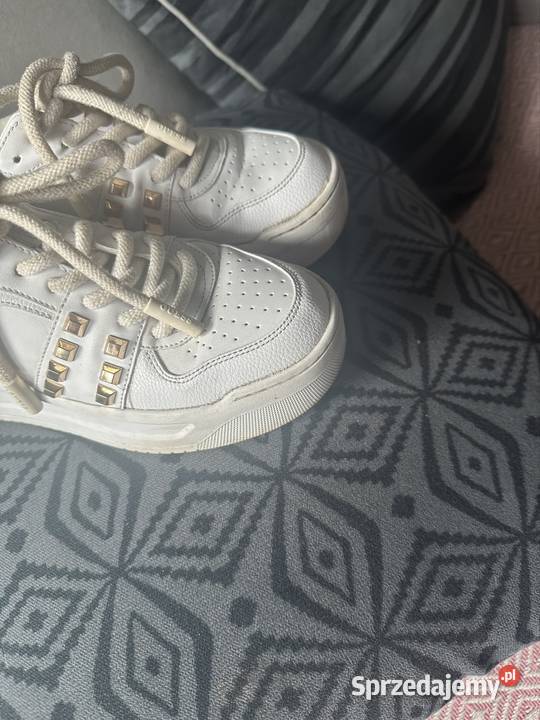 Buty oryginalne Guess Wałcz