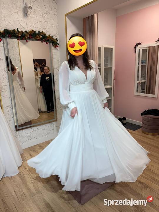 Suknia ślubna r4042 śmietankowa Morąg