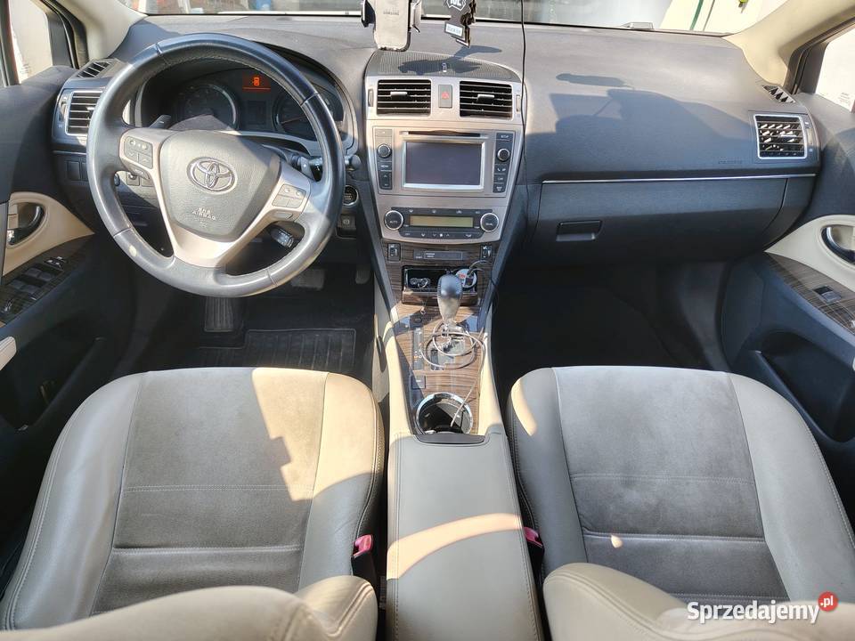 Toyota Avensis serwis ASO 2x koła łódzkie Rawa Mazowiecka