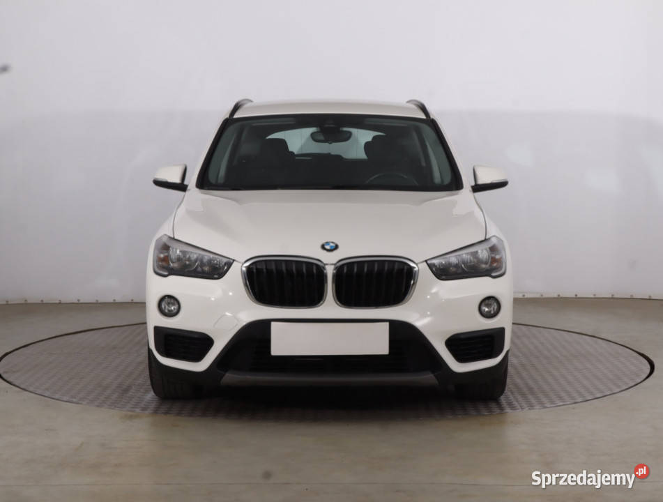 BMW X1 sDrive18i isofix Piaseczno