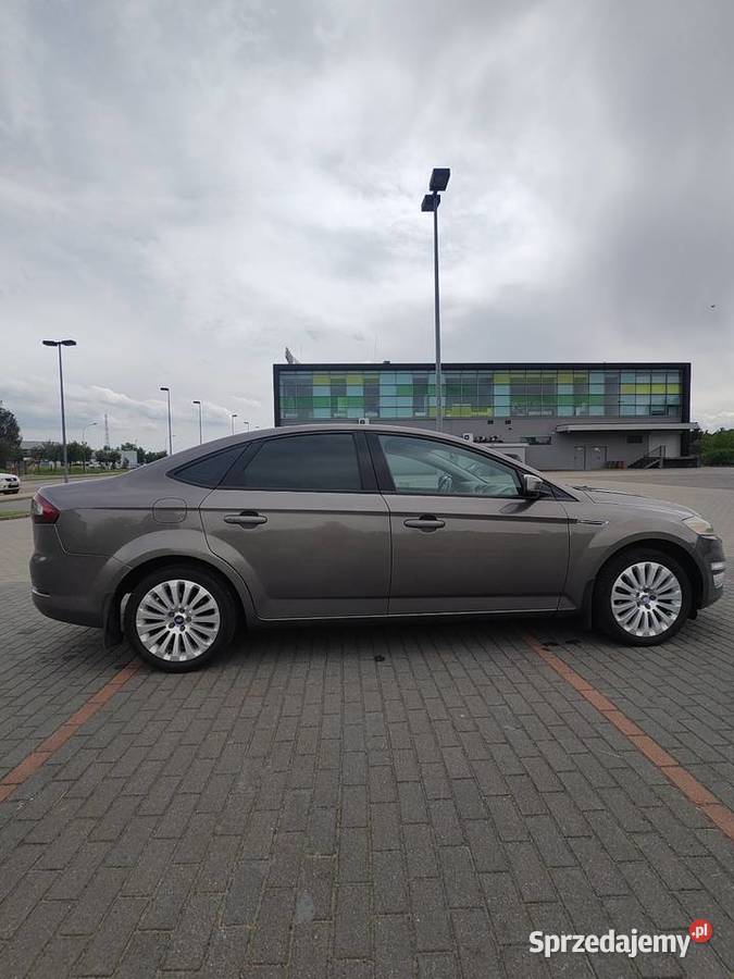 Ford Mondeo 16 Benzyna 2012 Zadbany Łomża