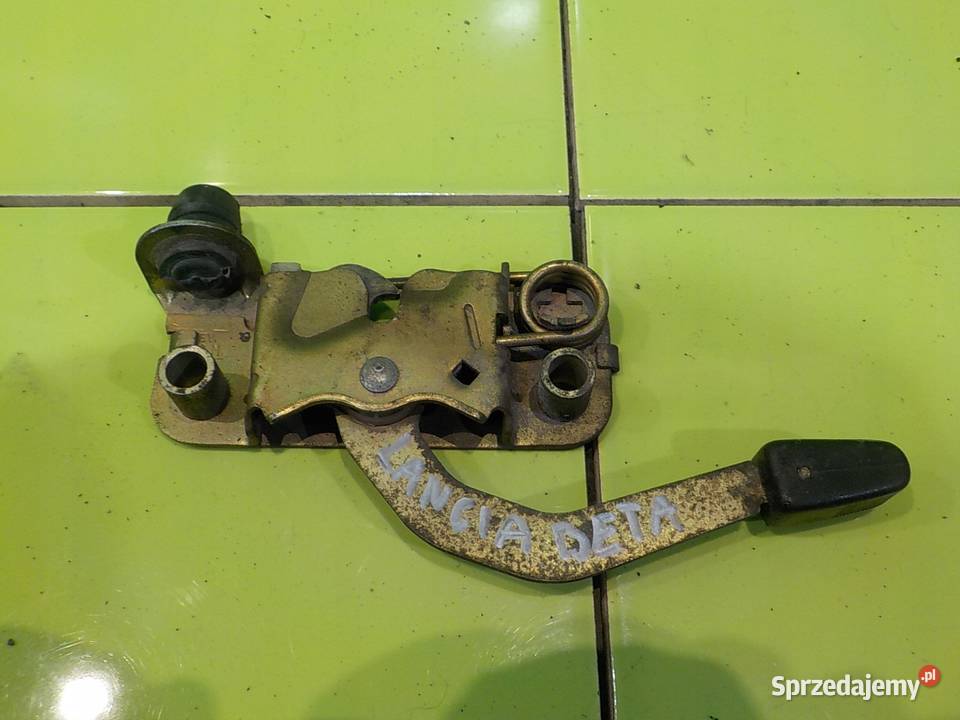 LANCIA BETA 20 B 83r COUPE 2D zamek fotela Suków