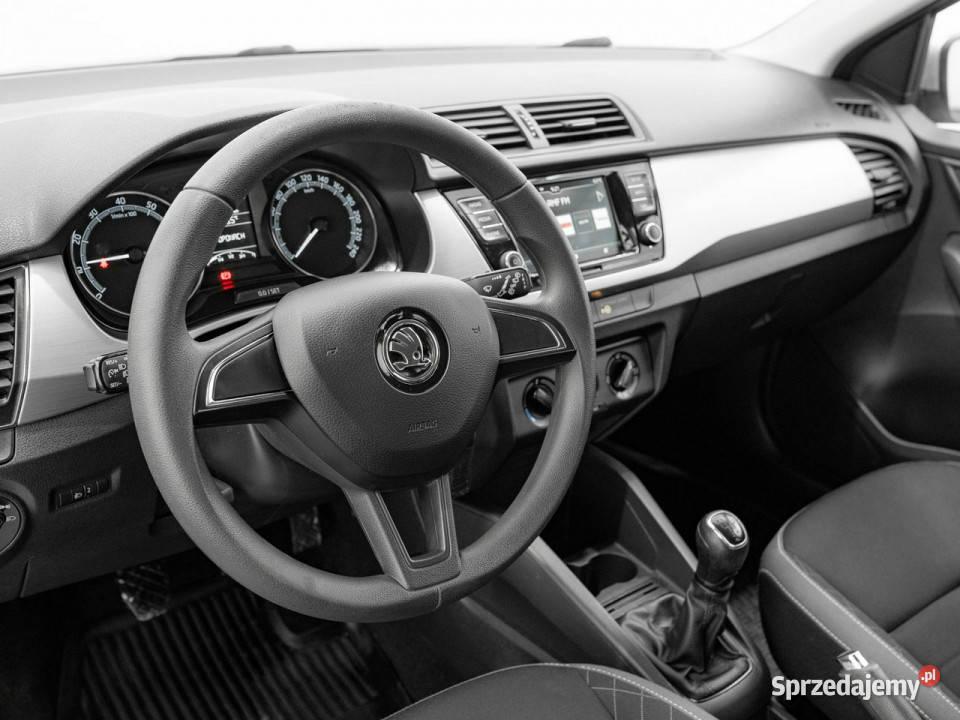 koda Fabia SK644XV10 TSI Ambition Czcof gniazdo USB Pępowo