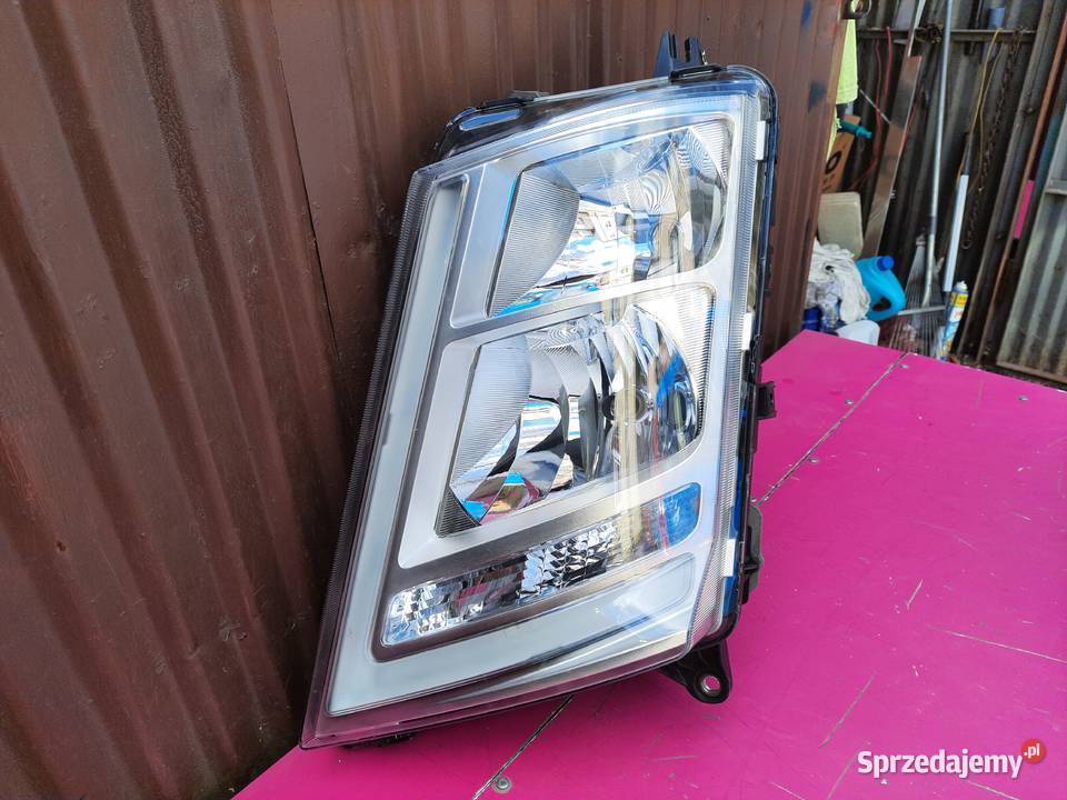 Volvo FH ll 2012r lampa przednia lewa mazowieckie Pruszków