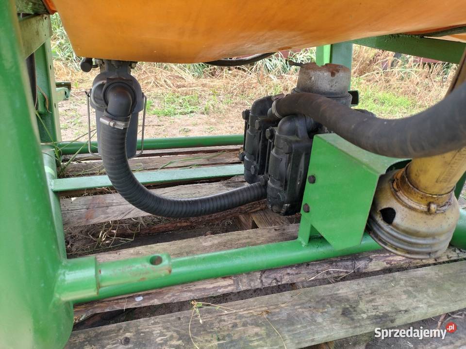 Opryskiwacz amazone 12m Zawieszane Nagórki