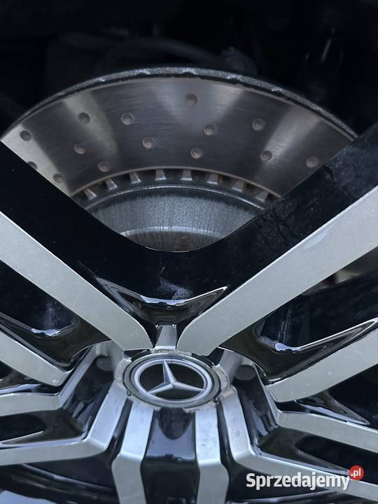 ML 63 AMG Czarny mat Alu 22 LPG STAG