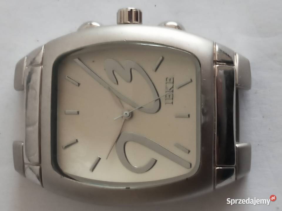 ZEGAREK KWARCOWY IEKE Szczecinek