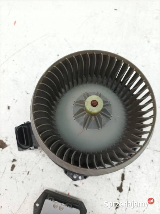 DMUCHAWA NAWIEWU REYZSTOR KPL Toyota Auris I osobowe