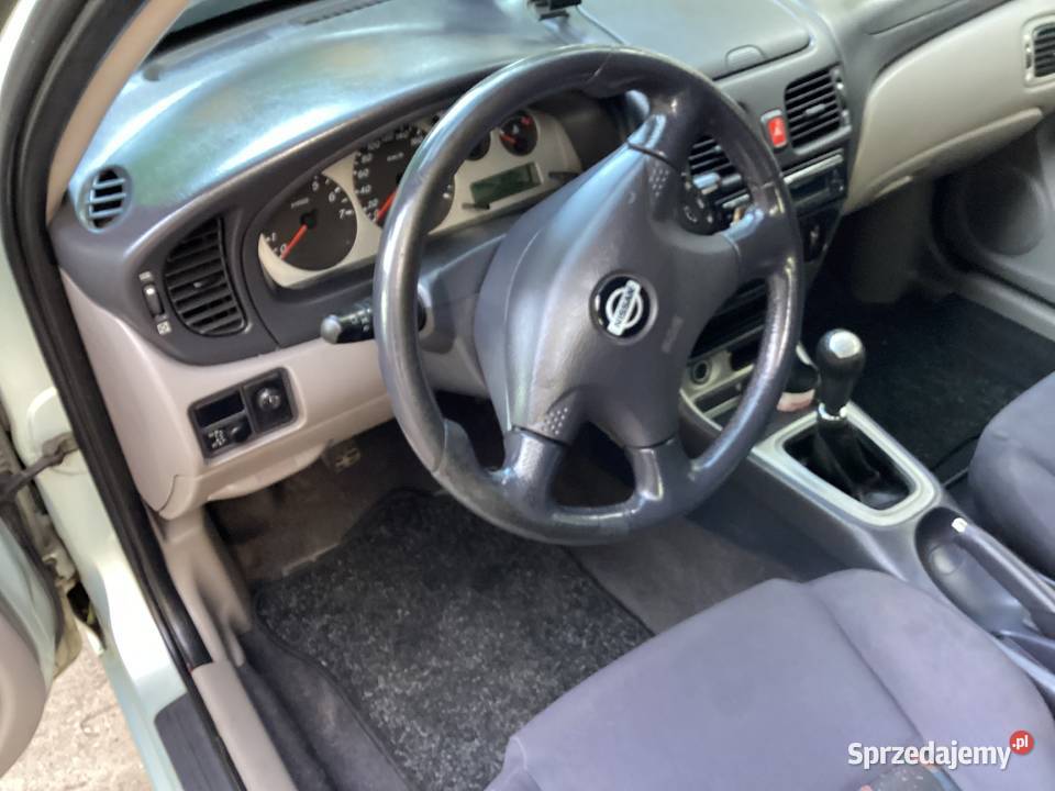 Nissan Almera sprzedam niski przebieg 170200km pomorskie