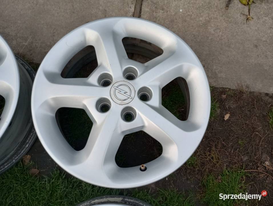 Alufelgi 16 5x110 et44 Opel Astra Signum Vectra Włocławek