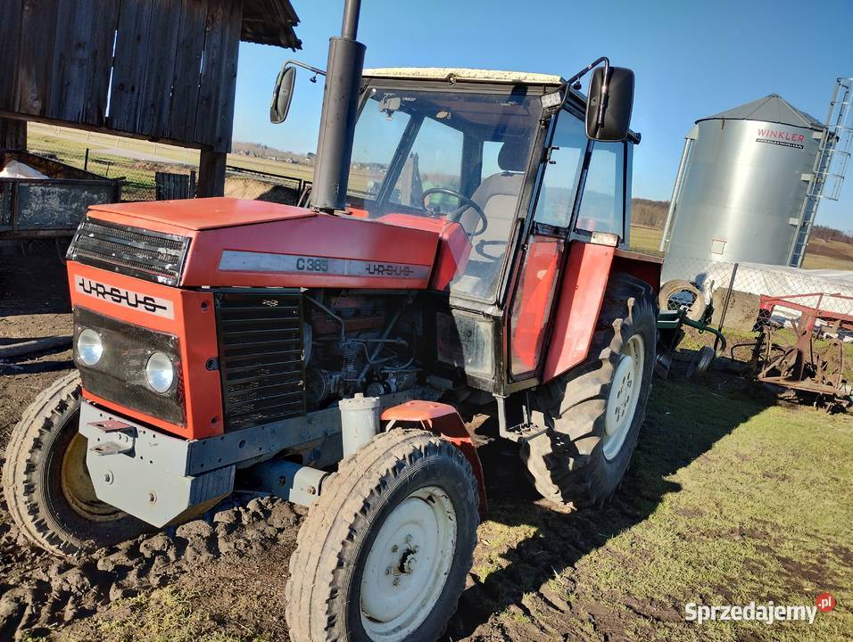 Ciągnik Ursus C385 Rożniatów