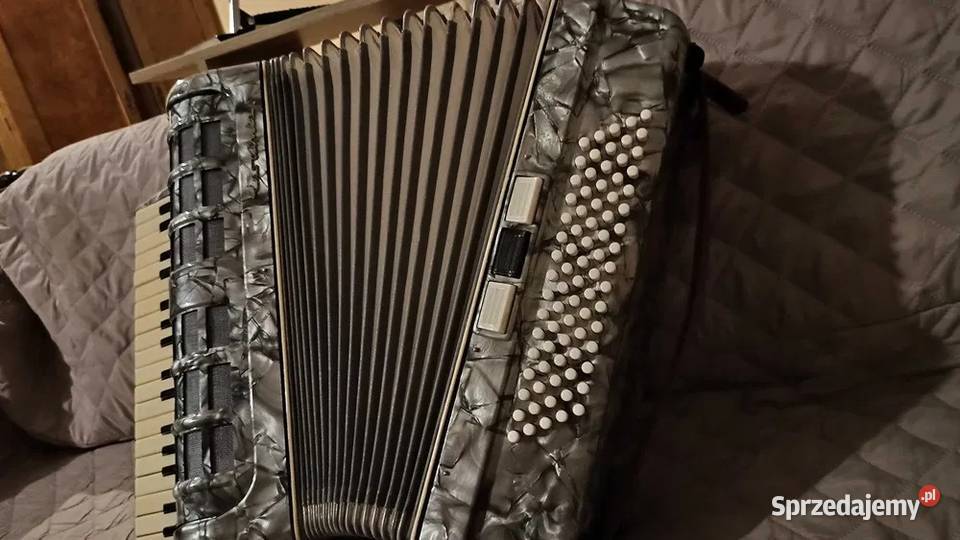 Sprzedam akordeon kLINGENTHAL