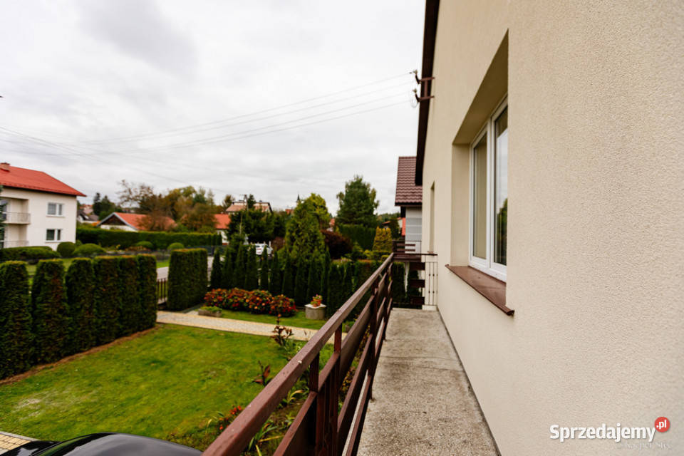 Dom w Rzuchowej okazyjna 8000m2 Sprzedaż Rzuchowa
