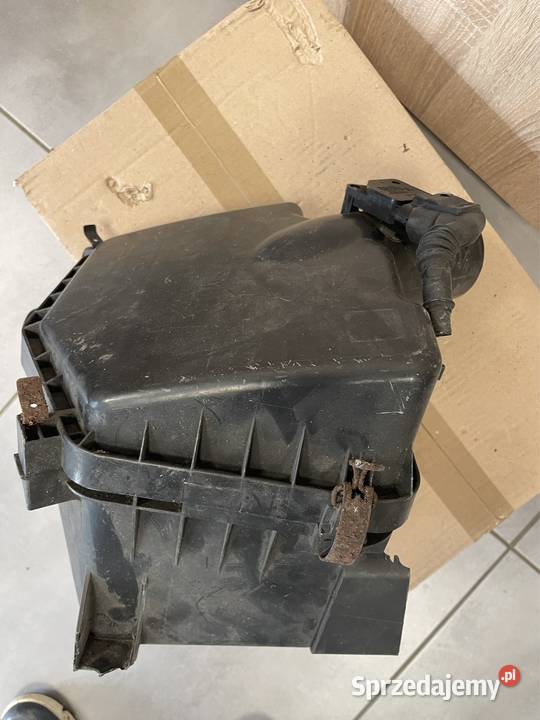 Lexus is220 d obudowa filtra powietrza lubelskie Kozubszczyzna sprzedam