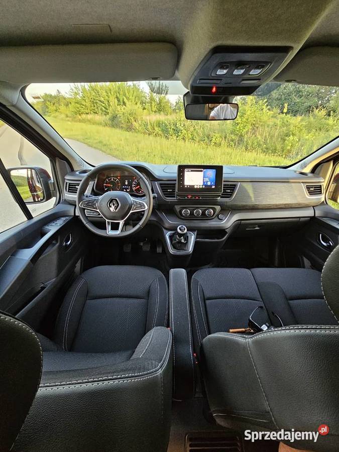 Wynajem Bus 9 osobowy 2024 Renault Trafic LONG Dynów