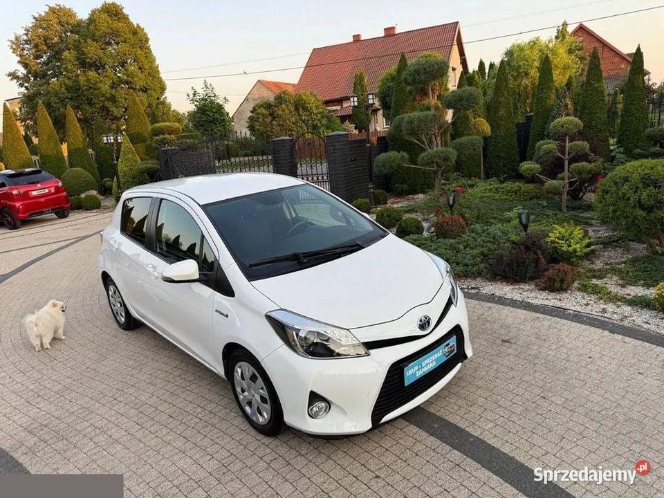 Toyota Yaris Hybrid 15 VVTi 100 2015r Krotoszyn