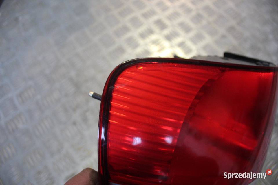 LAMPA LEWY TYŁ TYLNA VW FOX 5Z0945095A