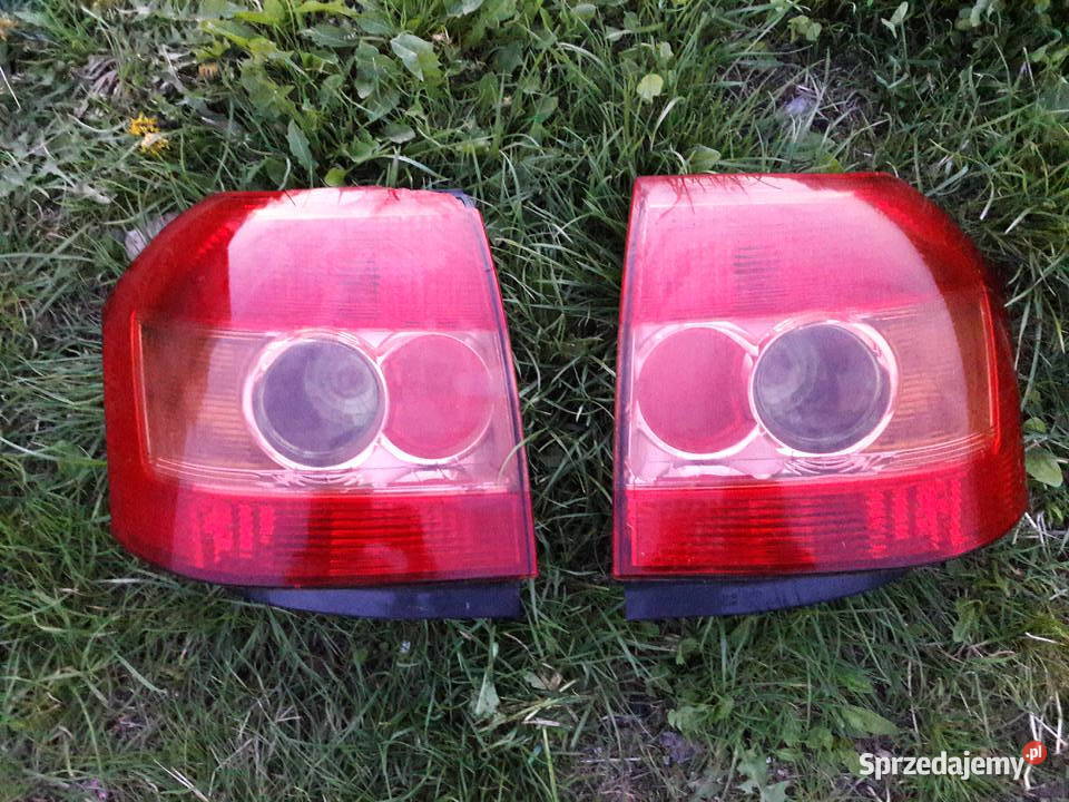 Lampy toyota e12 osobowe mazowieckie Warszawa