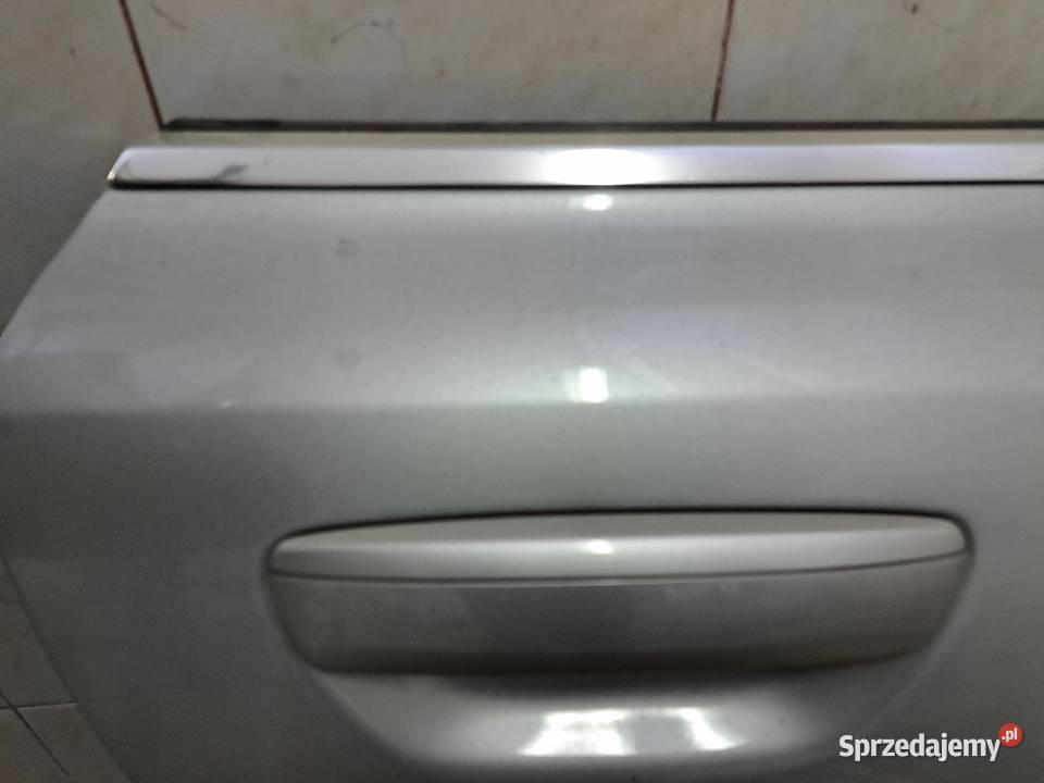 Audi A8 d3 drzwi tył prawe SREBNE Oleśnica