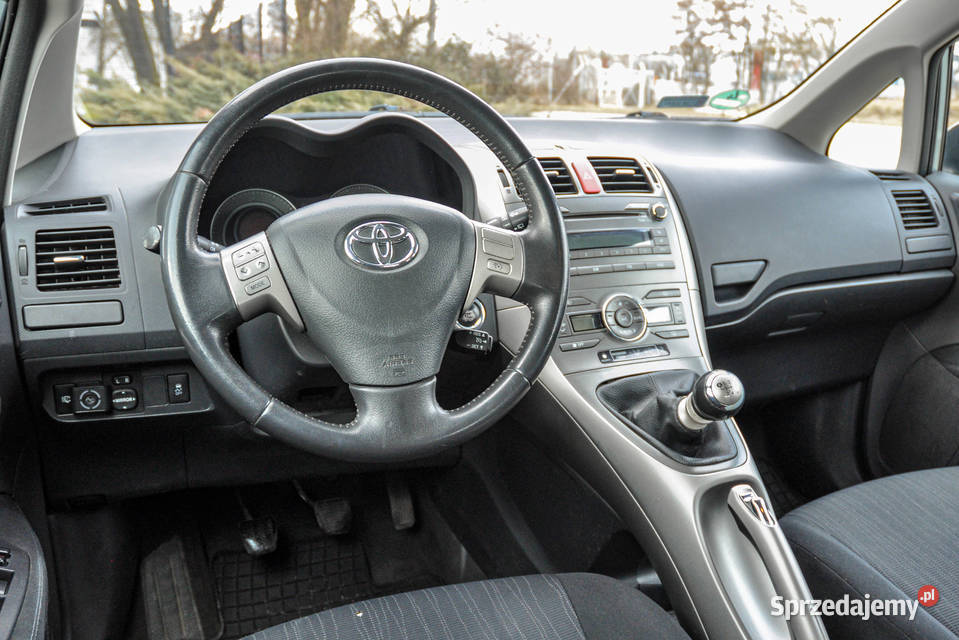 Toyota Auris 16 LPG 160 Wrocław