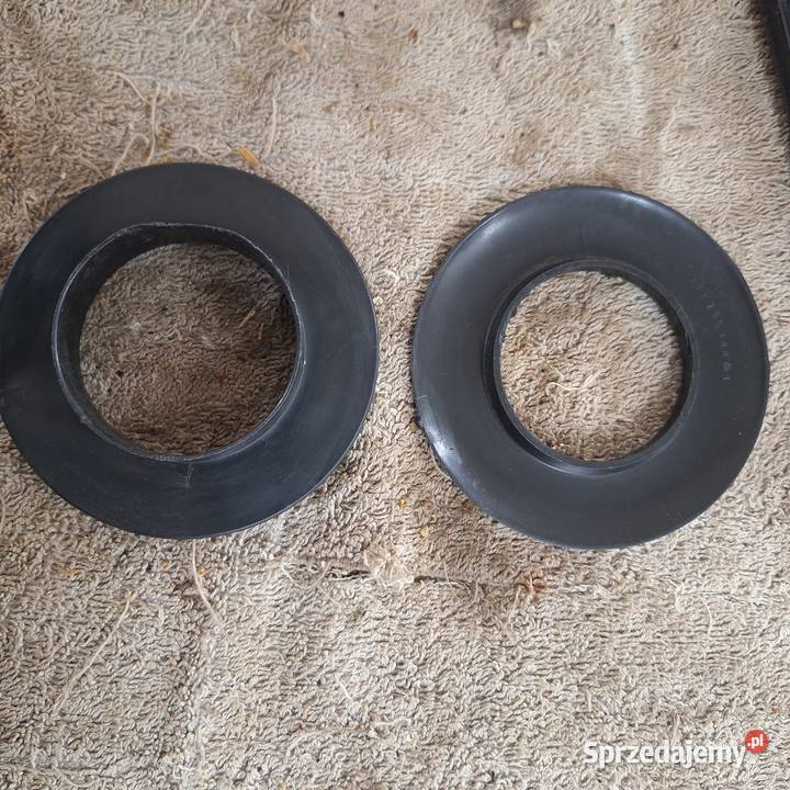 VW Garbus przelotki do osłon pod kanapą vw 111 osobowe Gołków