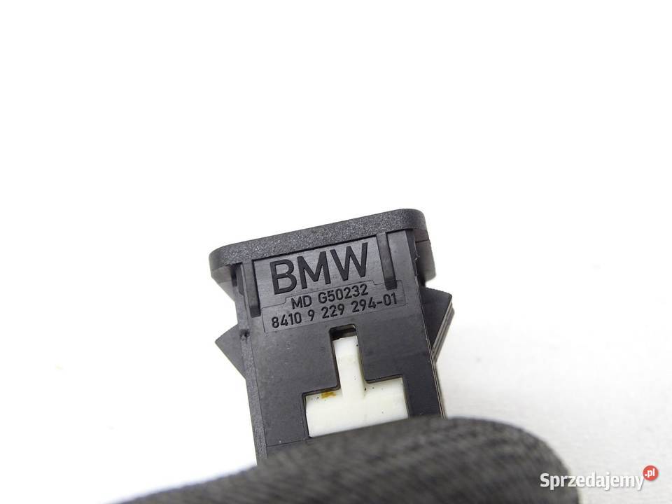 GNIAZDO PORT USB BMW F30 F31 F20 F21 9229294