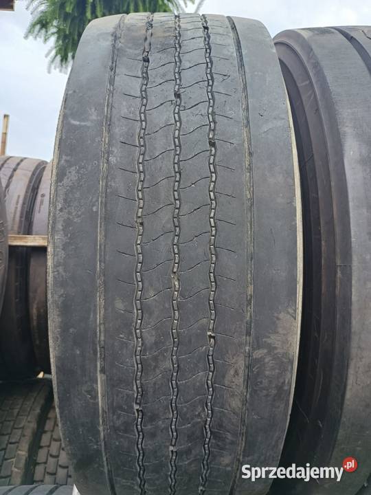 385 65 R225 Bridgestone RSTEER 001 Opona Kolbuszowa