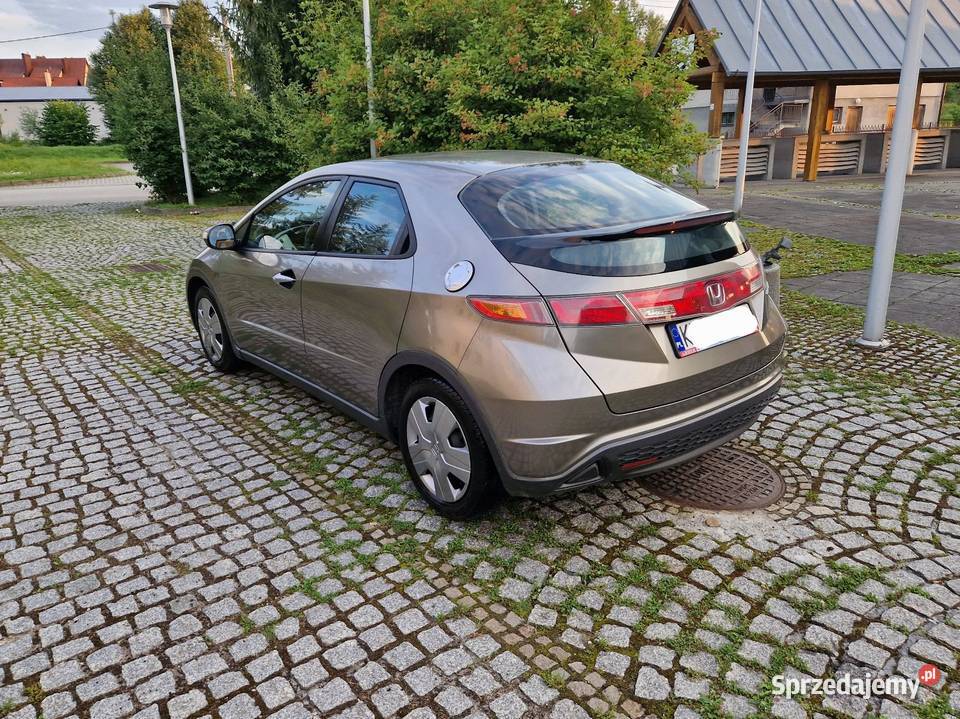 Honda Civic VIII 2006r 14Benz Klimatronik Niski