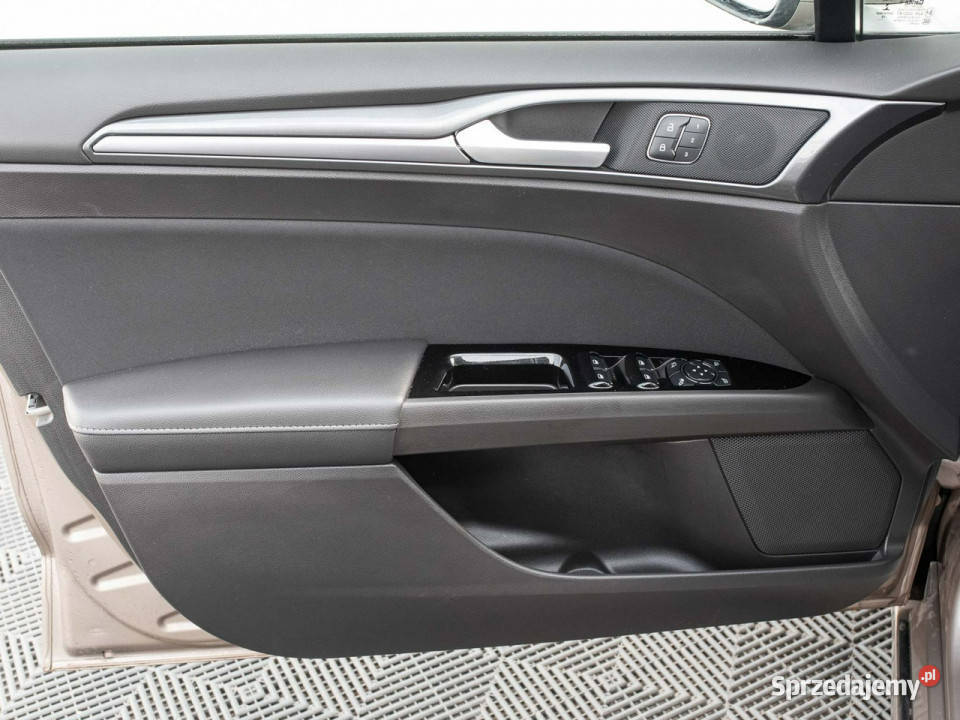 Ford Mondeo GD8N00620 EcoBlue Titanium AWD nieuszkodzony Pępowo