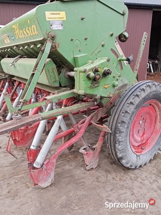 Siewnik Hassia 3m Maszyny rolnicze mazowieckie Radom