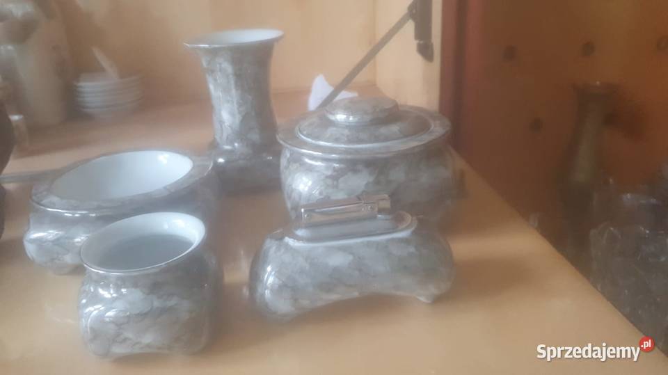Piecioelementowy porcelanowy zestaw palacza z sprzedam