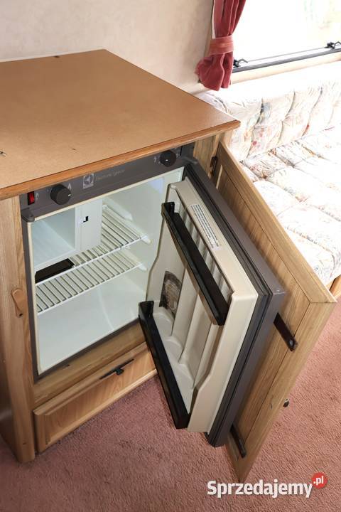 Przyczepa Lunar Clubman 4002 Motoryzacja małopolskie Brzeszcze