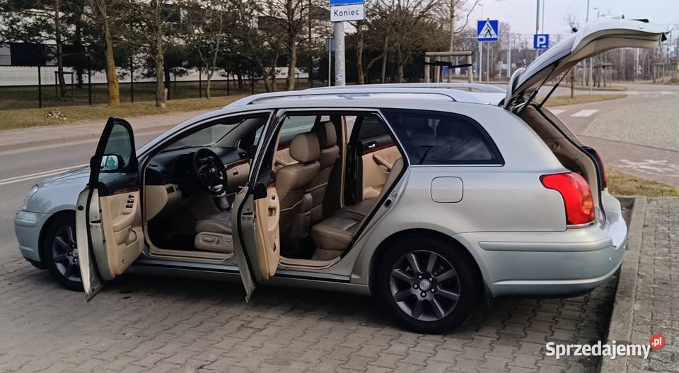 Toyota Avensis kombi tempomat Avensis Szczecin sprzedam