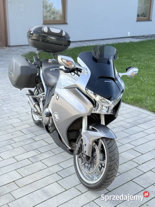 HONDA VFR 1200F nieuszkodzony Andrychów