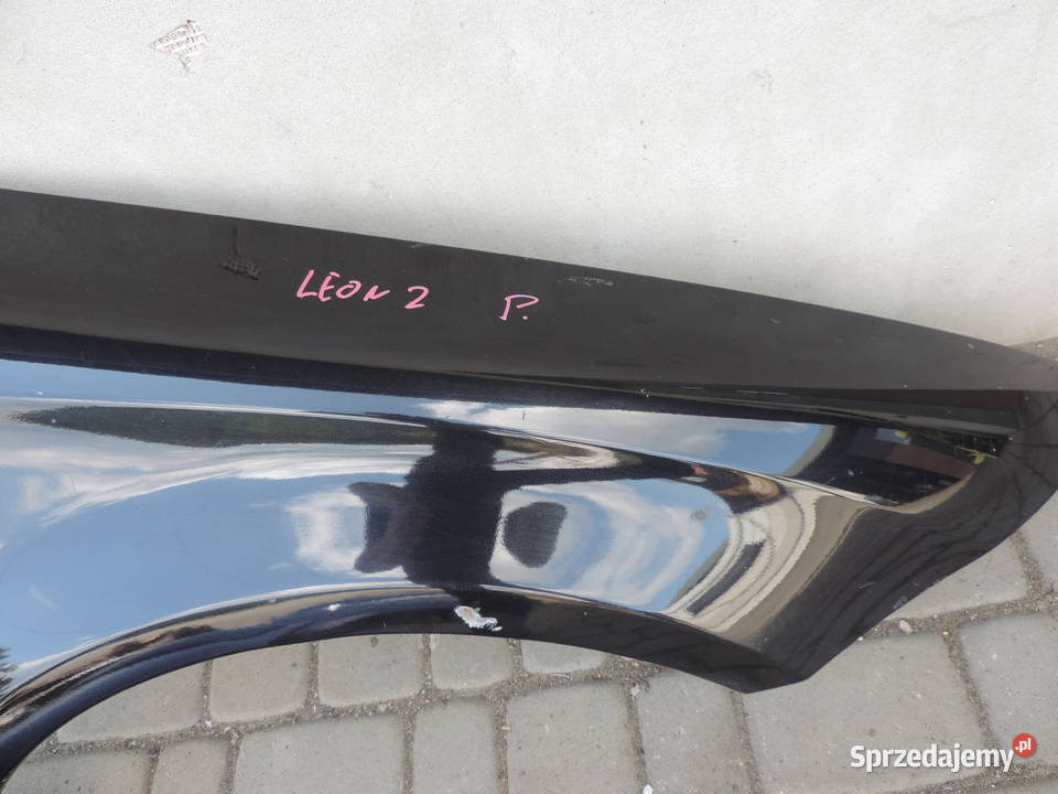 BŁOTNIK PRAWY PRZEDNI SEAT LEON 2 II KOLOR LC9Z osobowe Nowy Sącz