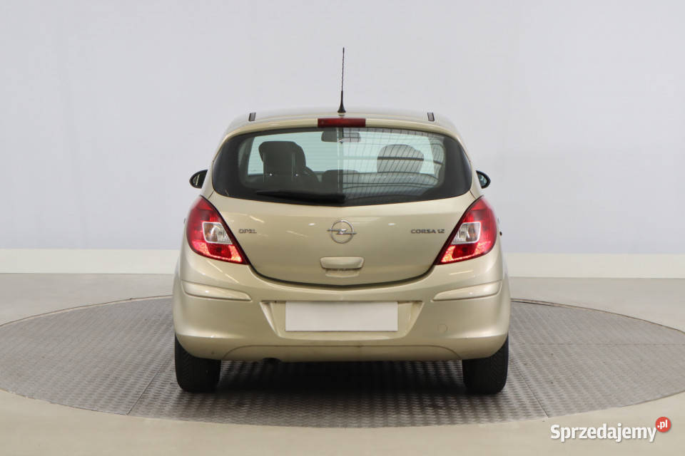 Opel Corsa 12 nieuszkodzony Motoryzacja
