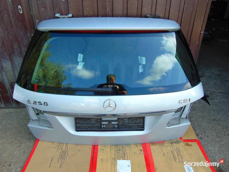 KLAPA TYLNA SZYBA MERCEDES W212 KOMBI 775 wielkopolskie