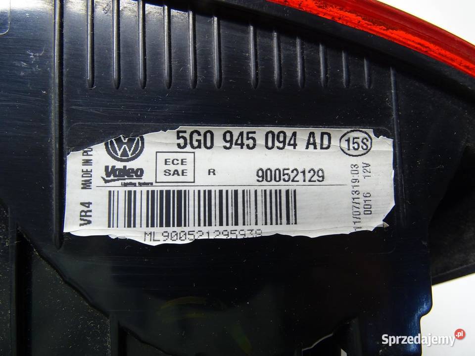 LAMPA PRAWY TYŁ PRAWA W KLAPĘ 5G0945094AD VW osobowe