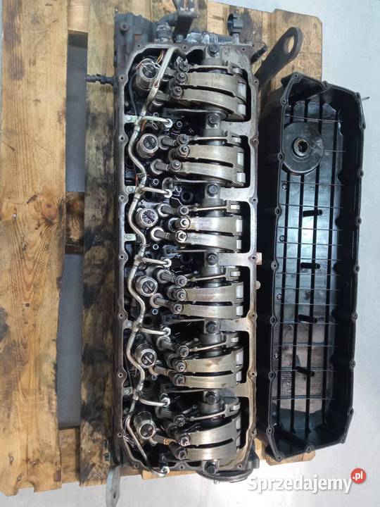 GŁOWICA KOMPLETNA CURSOR 8 78 Iveco Stralis sprzedam