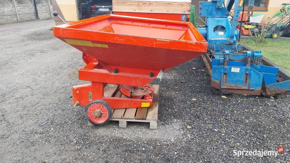 Rozsiewacz do nawozu RAUCH ZSA 600 HYDRAULICZNY Rozsiewacze nawozów Przymiłowice