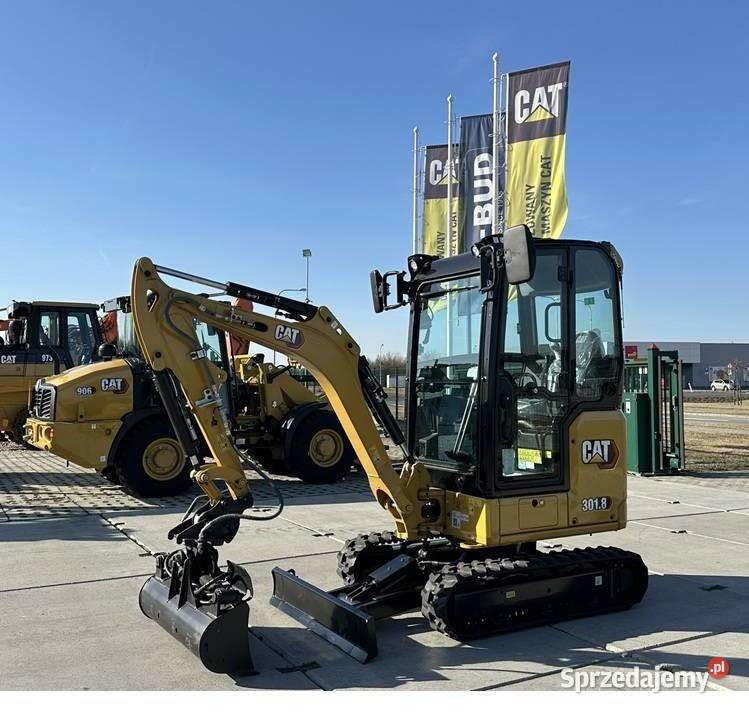 FABRYCZNIE NOWA MINIKOPARKA CATERPILLAR 3018